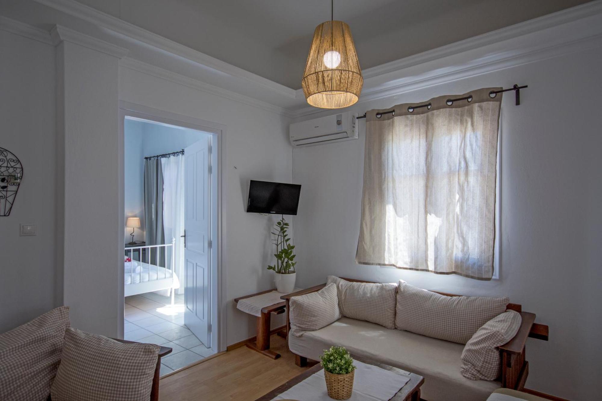 Arodou Studio And Apartment Mykonos Town Номер фото