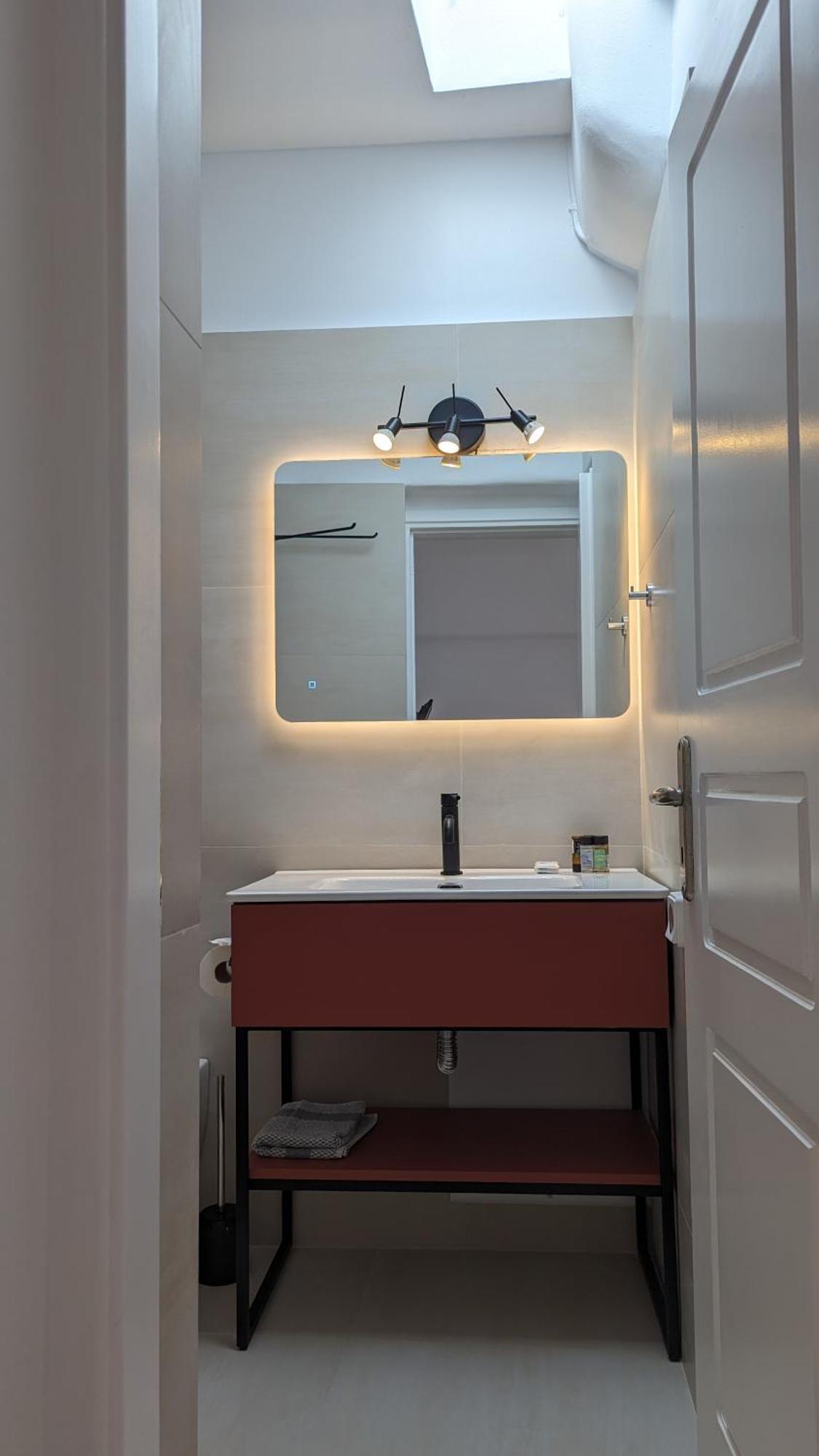 Arodou Studio And Apartment Mykonos Town Екстер'єр фото