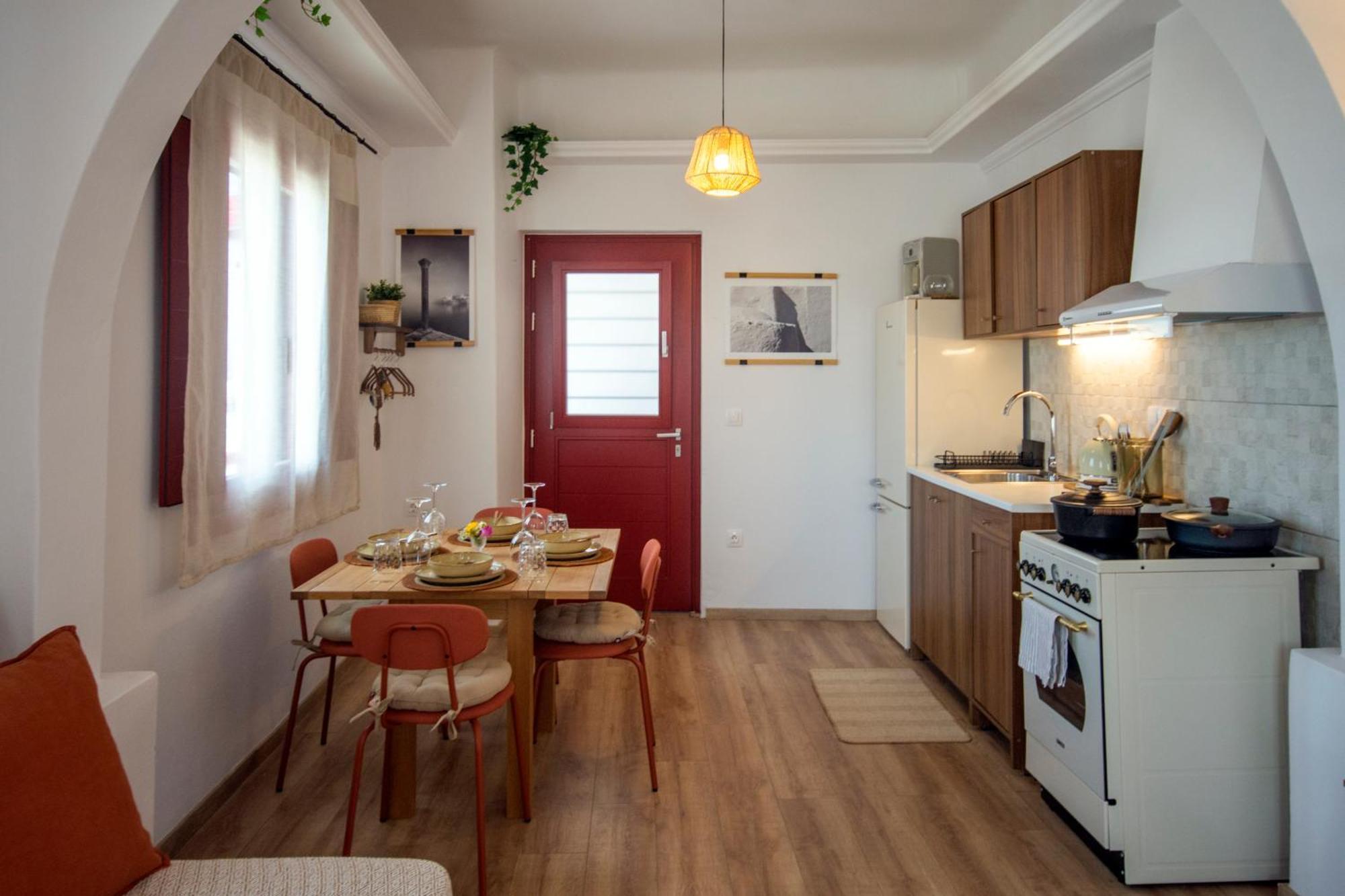 Arodou Studio And Apartment Mykonos Town Екстер'єр фото