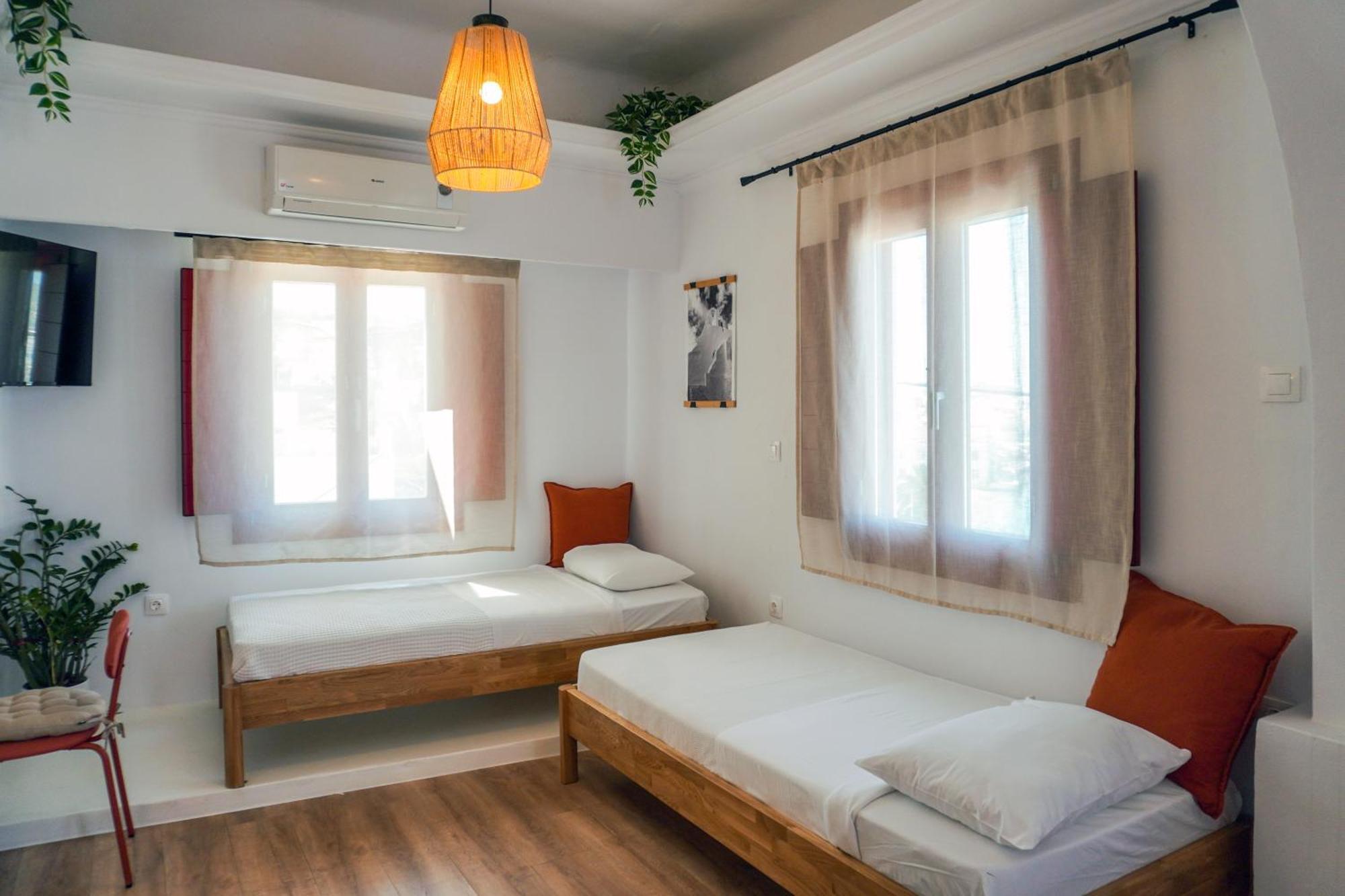 Arodou Studio And Apartment Mykonos Town Екстер'єр фото