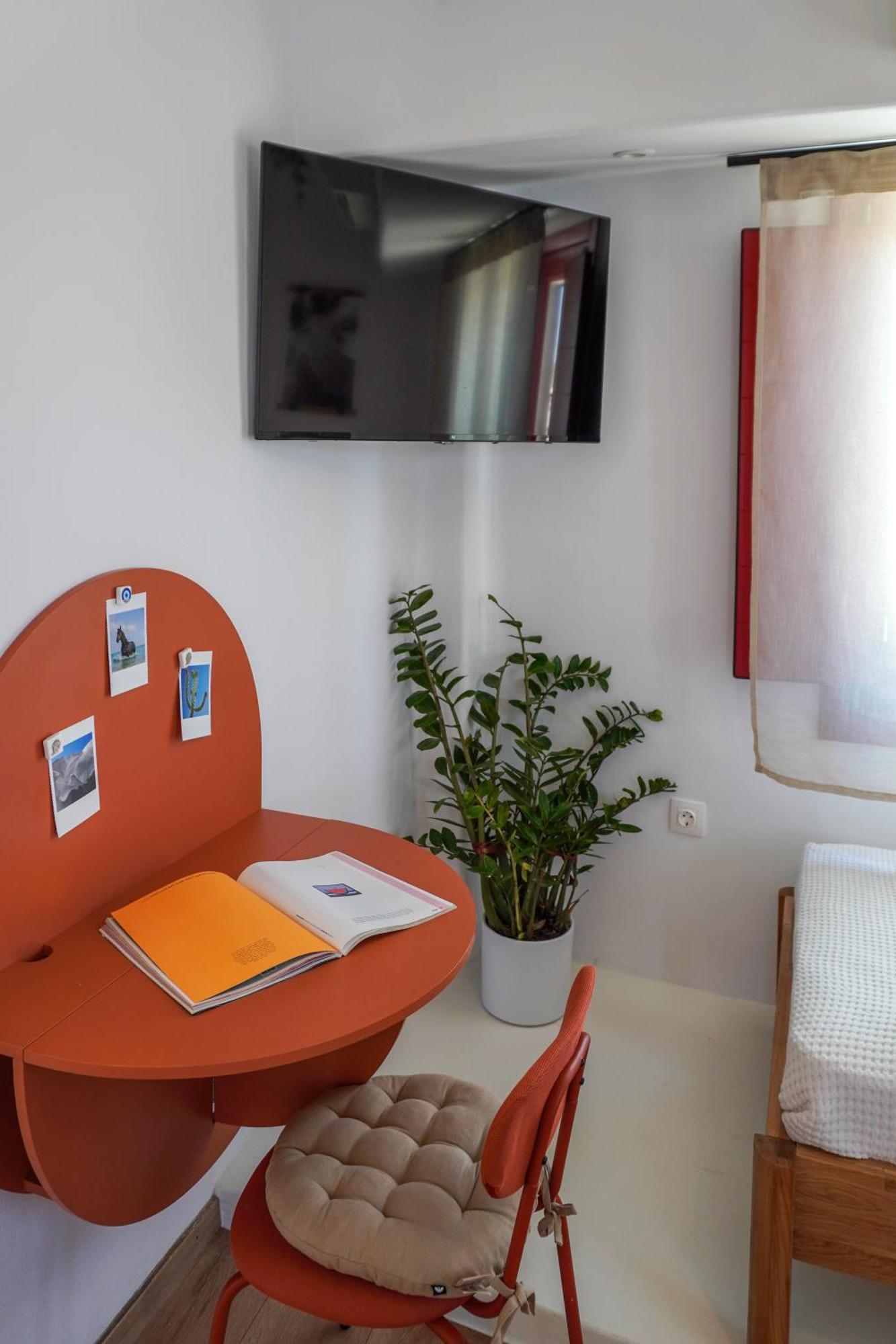 Arodou Studio And Apartment Mykonos Town Екстер'єр фото